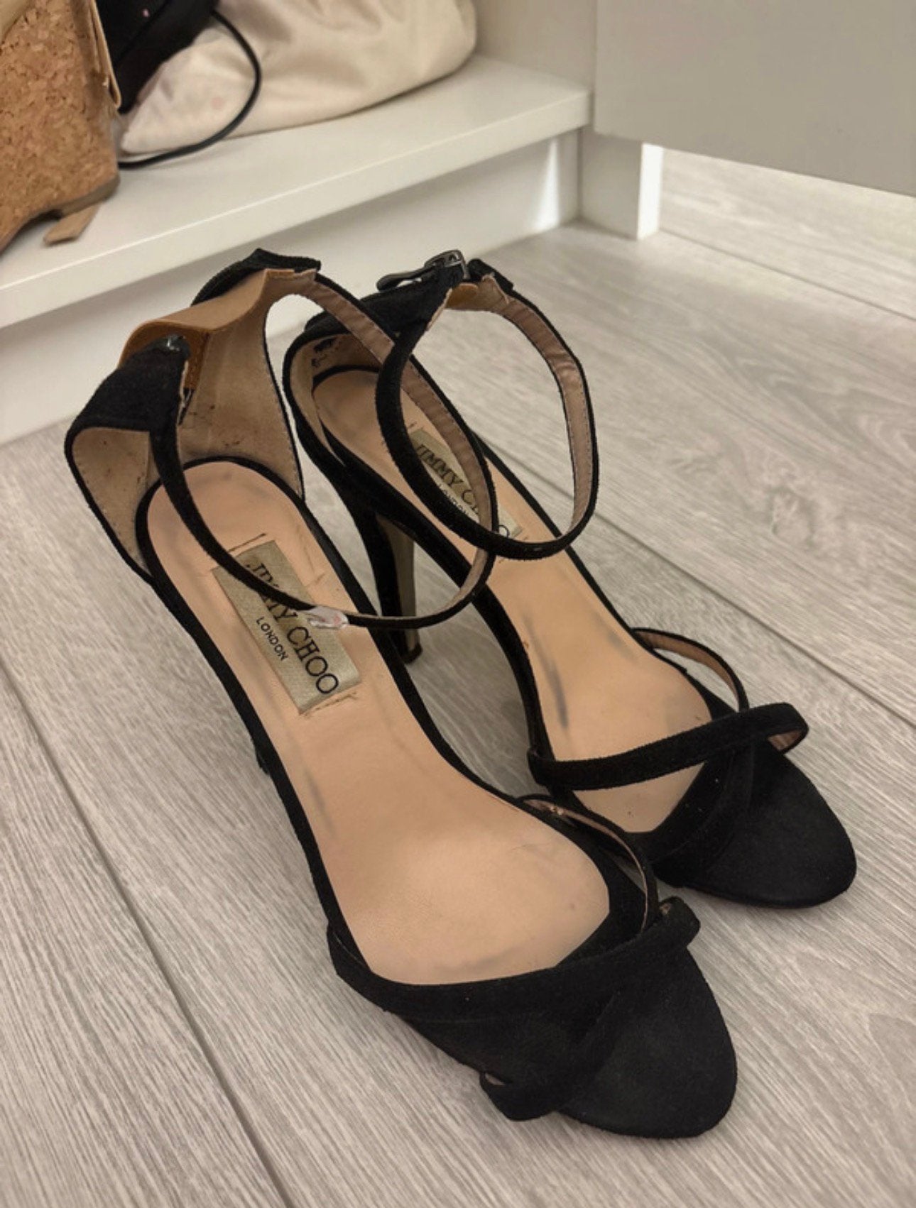 Jimmy choo hakken, Schoenen met lage hakken, Zwart, Ophalen of Verzenden, Gedragen