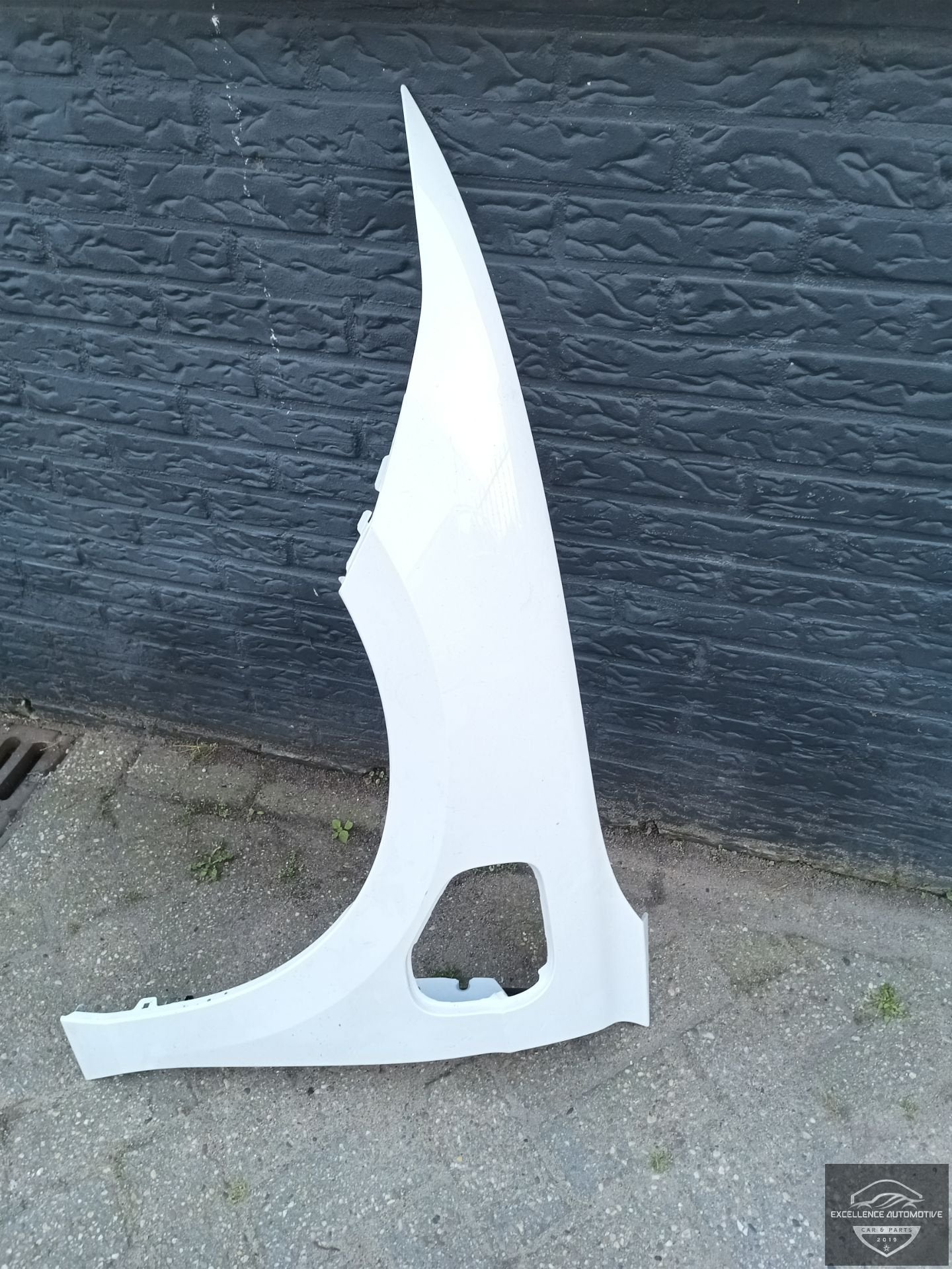 cran d'aile lat rale gauche d'origine pour VW Passat 3J B9 H, Autos : Pièces & Accessoires, Volkswagen, Volkswagen AG, Vw@volkswagen.de
