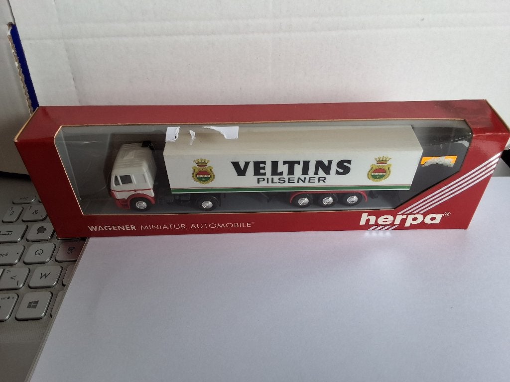 camion HO 1:87 Herpa, Hobby & Loisirs créatifs, Enlèvement ou Envoi, Comme neuf, Bus ou Camion, Herpa