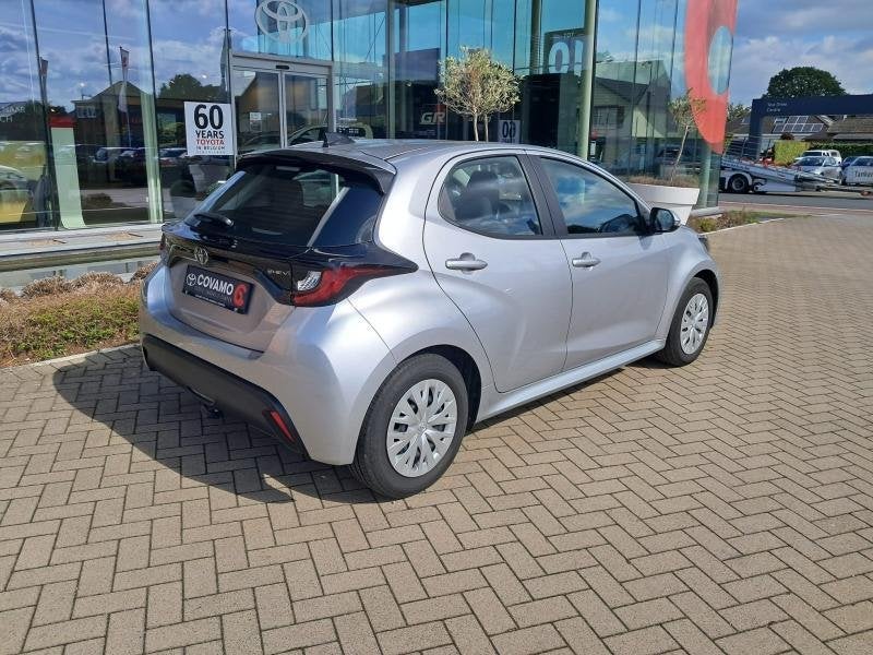 Toyota Yaris Yaris, Automaat, 1490 cc, Bedrijf, Hybride Elektrisch/Benzine