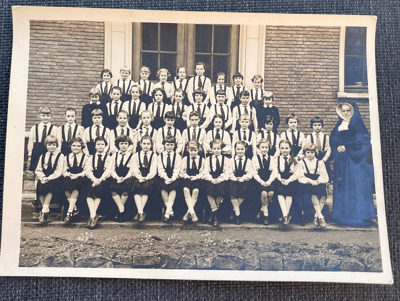 Klasfoto  (ca. Jaren 1930/1940) Gevonden in Notariswoning, Ophalen of Verzenden, Zo goed als nieuw, Foto