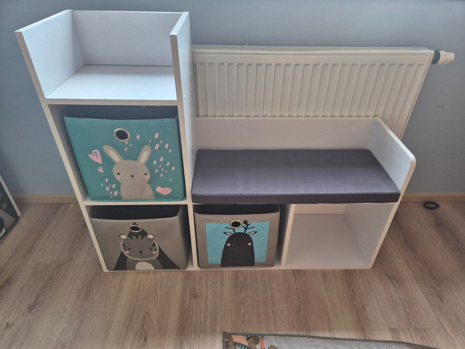 Kinderboekenkast Luigi 36234
Kinderbanken
Kinderboekenkast L, Kinderen en Baby's, Kinderkamer | Inrichting en Decoratie, Ophalen