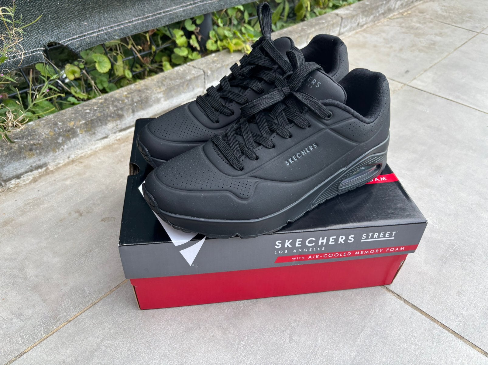 Skechers Street Los Angeles zwarte sneakers, Sport en Fitness, Basketbal, Ophalen, Nieuw, Schoenen