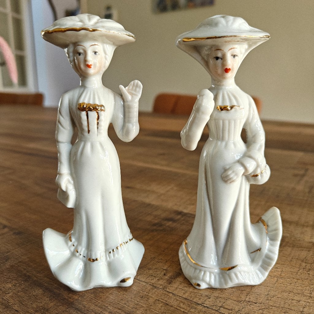 2 figurines féminines en porcelaine 15 cm, Collections, Enlèvement ou Envoi, Comme neuf, Humain