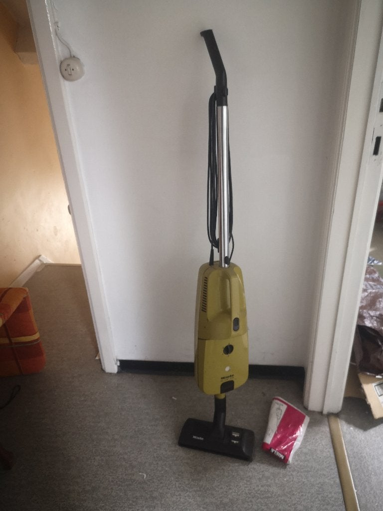 Aspirateur Miele de luxe S125, Electroménager, Enlèvement, Miele