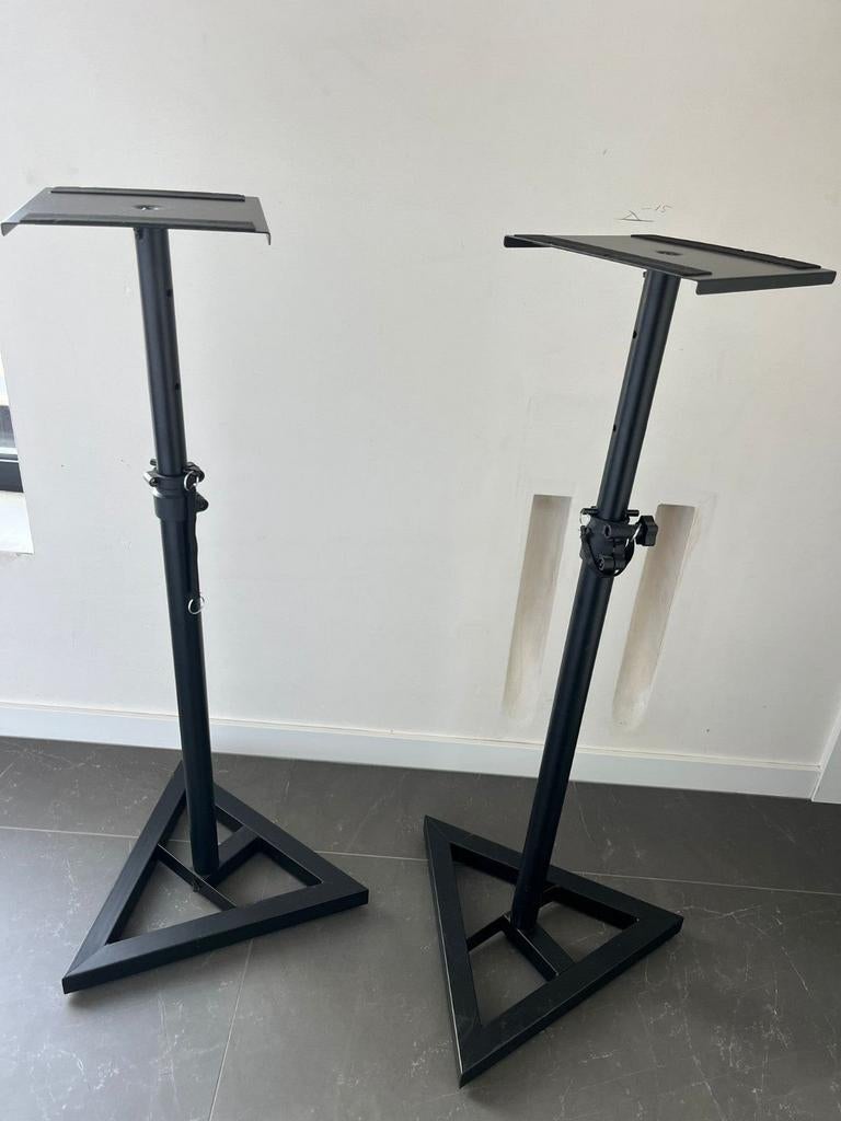 Staanders, Ophalen