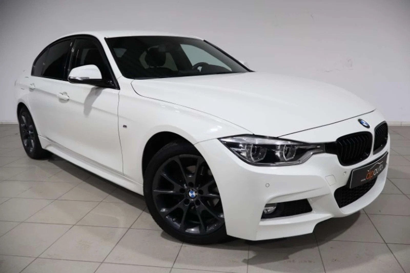 BMW 3 Serie 318 318i, Autos, 100 kW, Achat, Entreprise, https://public.car-pass.be/vhr/d9a2bd72-57c7-4eb9-931b-e02d9b54241a