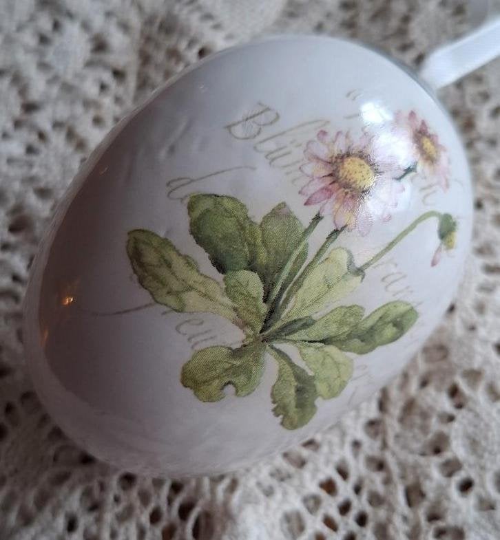 Claire en Eef decoratie ei hanger, PASEN, Diversen, Pasen, -, -, Ophalen of Verzenden, Zo goed als nieuw