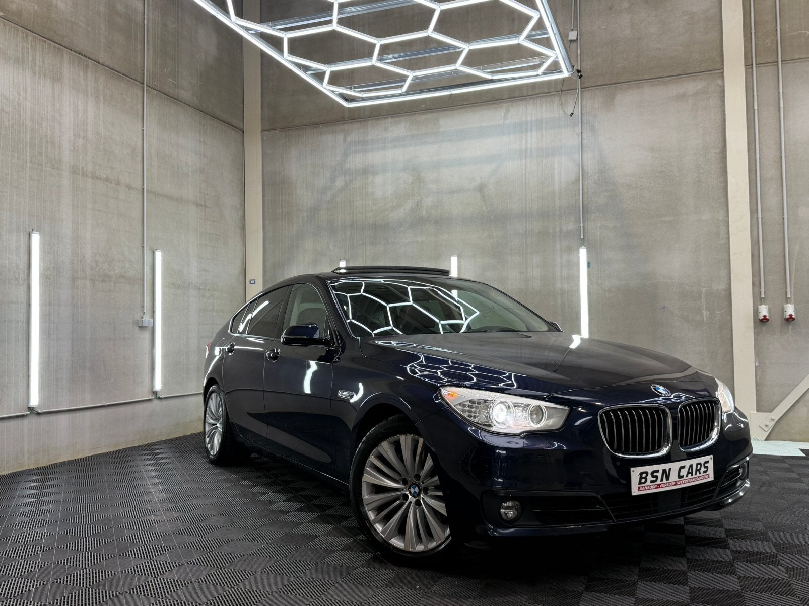 BMW 530GT/XDRIVE/PANO/CAMERA/HEADUP/MEMORY/GARANTIE, Auto's, Automaat, Euro 6, 2993 cc, Blauw