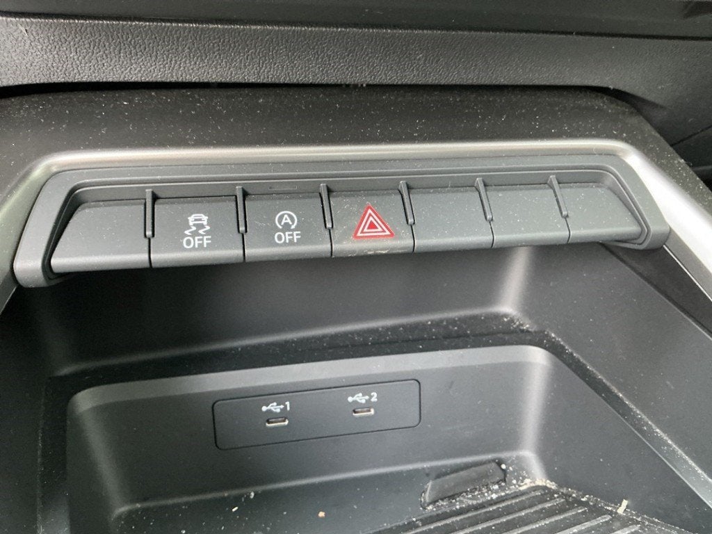 COMMUTATEUR START/STOP A3 Limousine (8YS) (|8Y0925301AE|), Auto-Union-Straße  1,
85057  Ingolstadt, DE, Info@audi.de, Audi, Utilisé