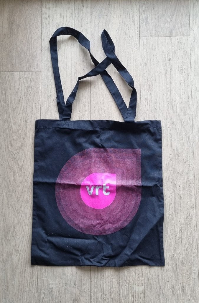 Tote bag donkerblauw logo VRT + "De zak van vertrouwen", Ophalen of Verzenden, Nieuw, Blauw, Overige merken