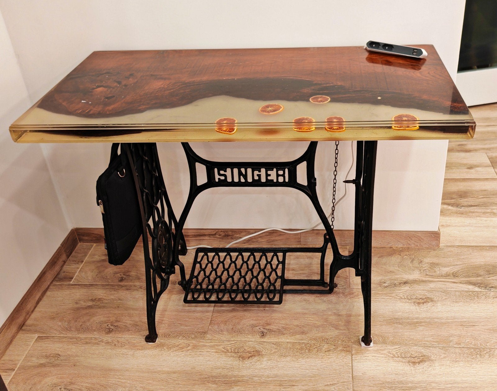 table de travail/table de bureau, Enlèvement