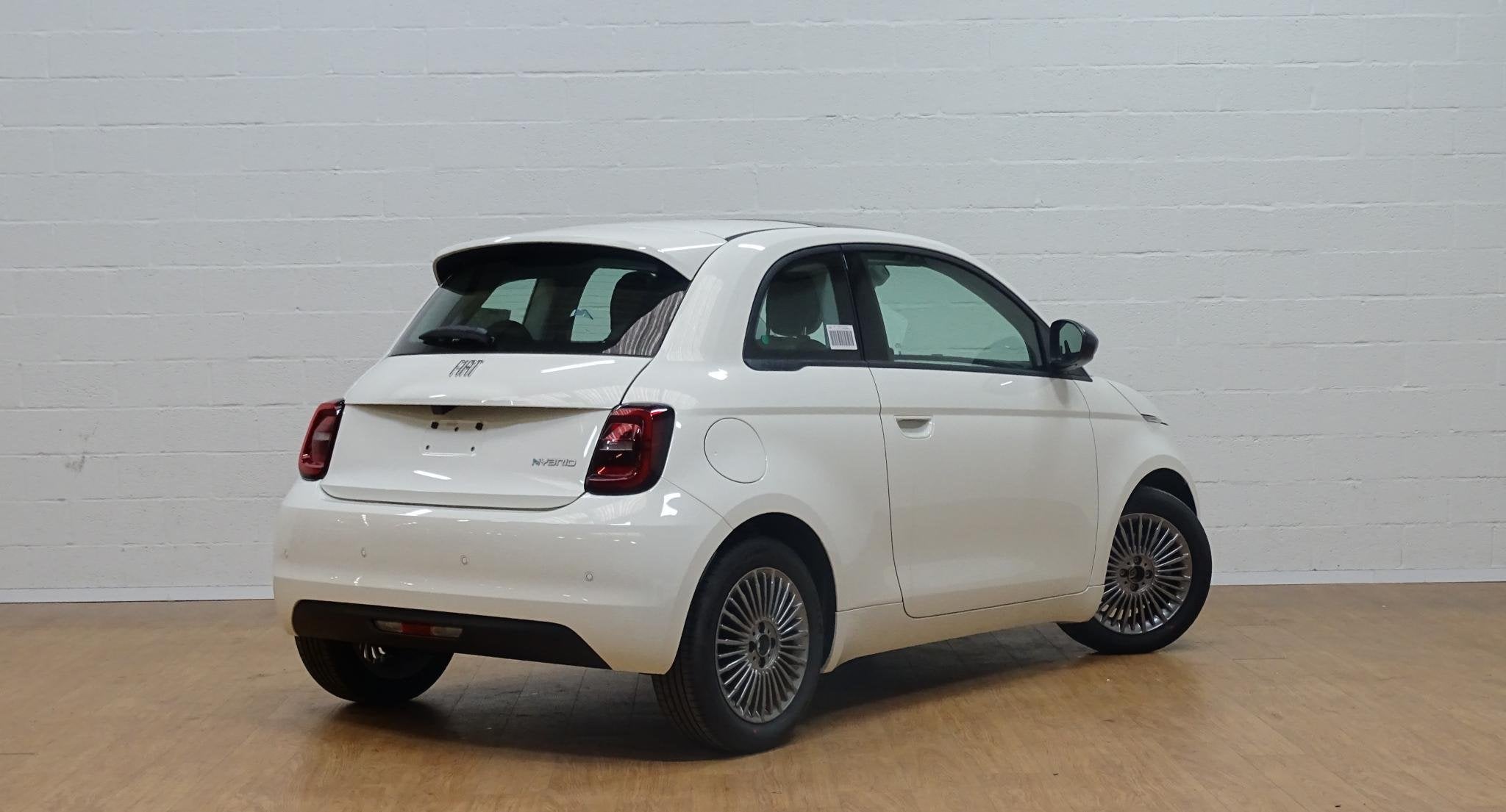 Fiat 500 1.0 Hybrid ICON +comfort pack+pano dak, Autos, Achat, Entreprise, Boîte manuelle, 48 kW