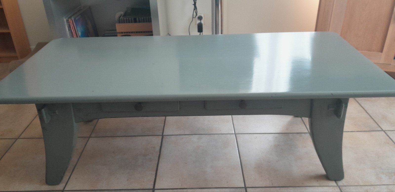 Grijs gelakte salontafel met schuifjes., Audio, Tv en Foto, Soundbars, Ophalen