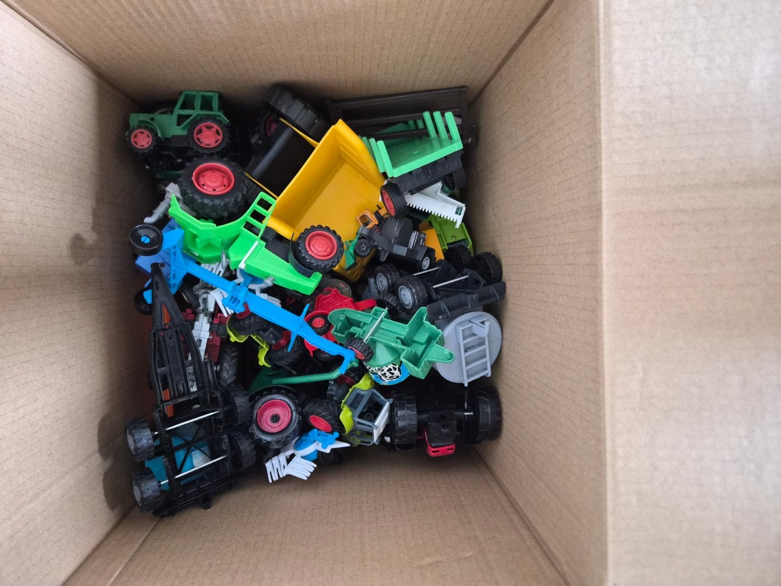 Grand lot de jouets ferme, Enlèvement