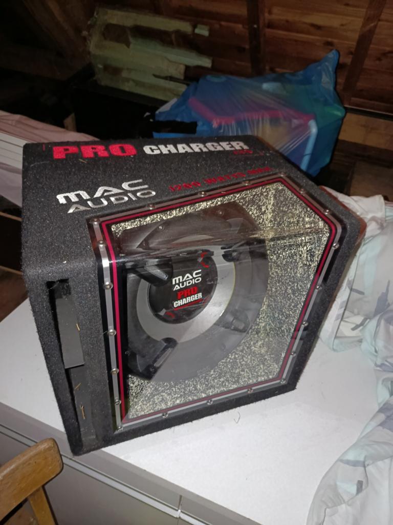 Mac audio pro charger auto woofer met versterker, Ophalen, Gebruikt