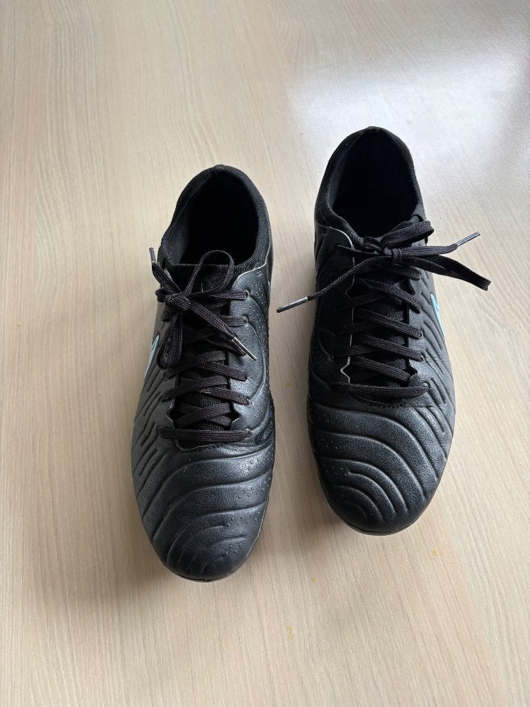 Nike Legend 10 Pro FG  Maat 43, Sport en Fitness, Voetbal, Ophalen of Verzenden, Zo goed als nieuw, Schoenen