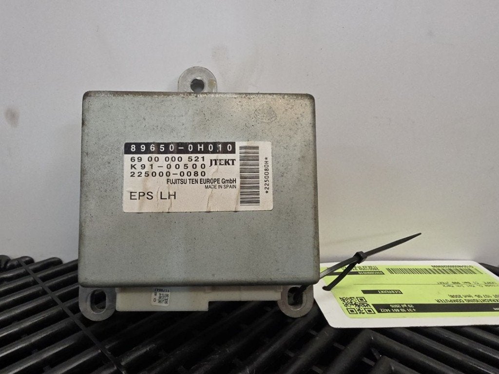 ORDINATEUR DIRECTION ASSISTEE Peugeot 107 (01-2005/05-2014), Kontakt-peugeot@peugeot.com, Utilisé, Peugeot Deutschland GmbH, Bahnhofsplatz
65423  Rüsselsheim, DE