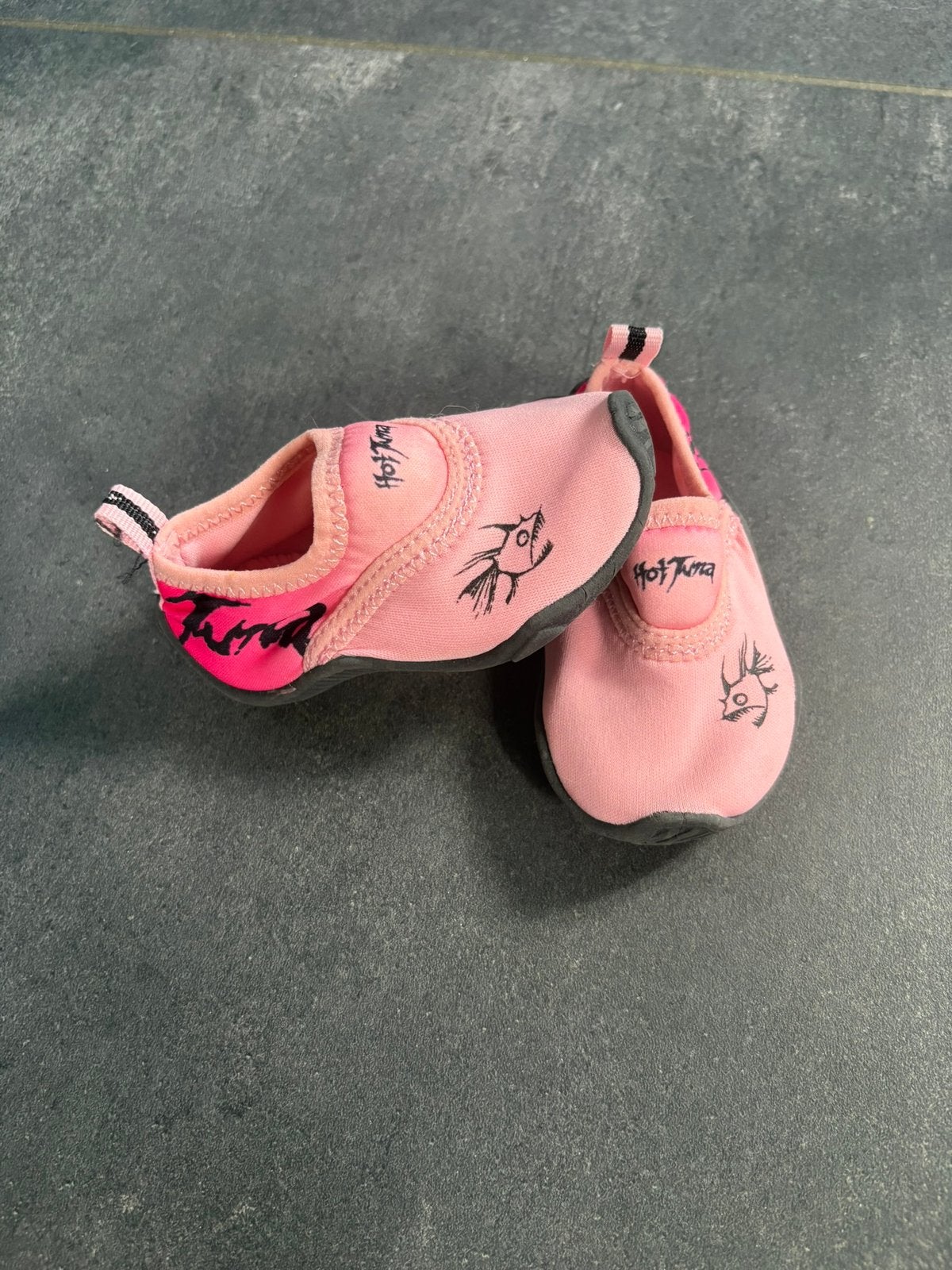 Chaussure plage taille 21 Hot tuna, Kinderen en Baby's, Babykleding | Schoentjes en Sokjes, Ophalen, Gebruikt, Meisje, Overige typen