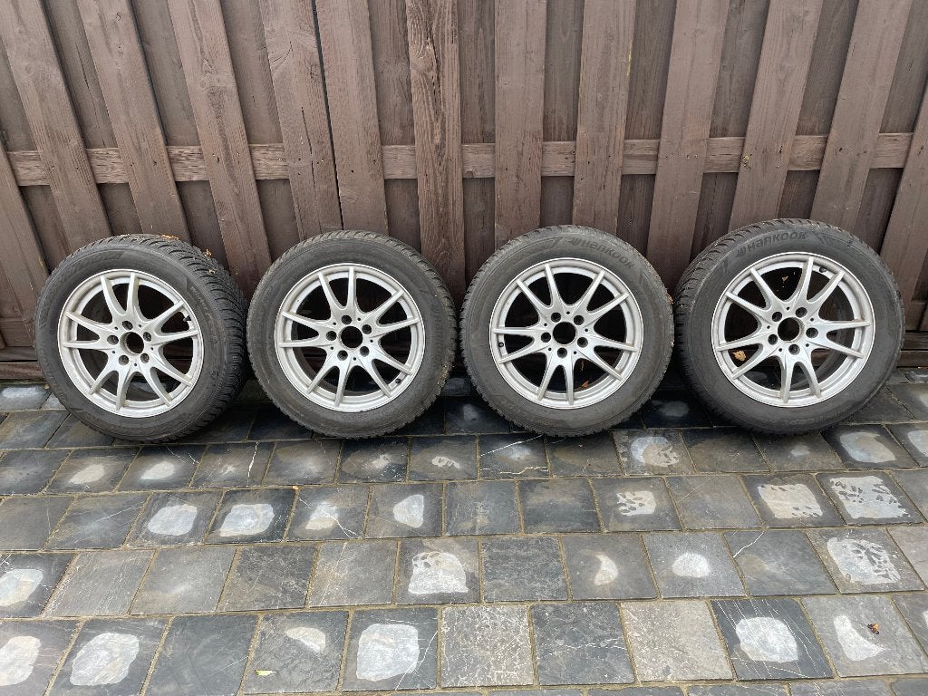 Jantes alu 16" Mercedes B200 +  hiver Hankook 205/55 R16 91H, Autos : Pièces & Accessoires, Pneus & Jantes, Pneus hiver, 16 pouces