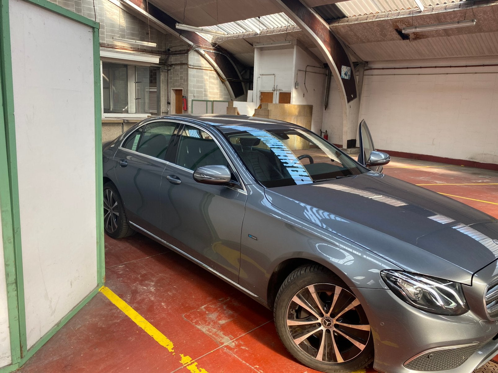 Mercedes E klasse 300 de diesel, Auto's, Automaat, Diesel, Particulier, Te koop