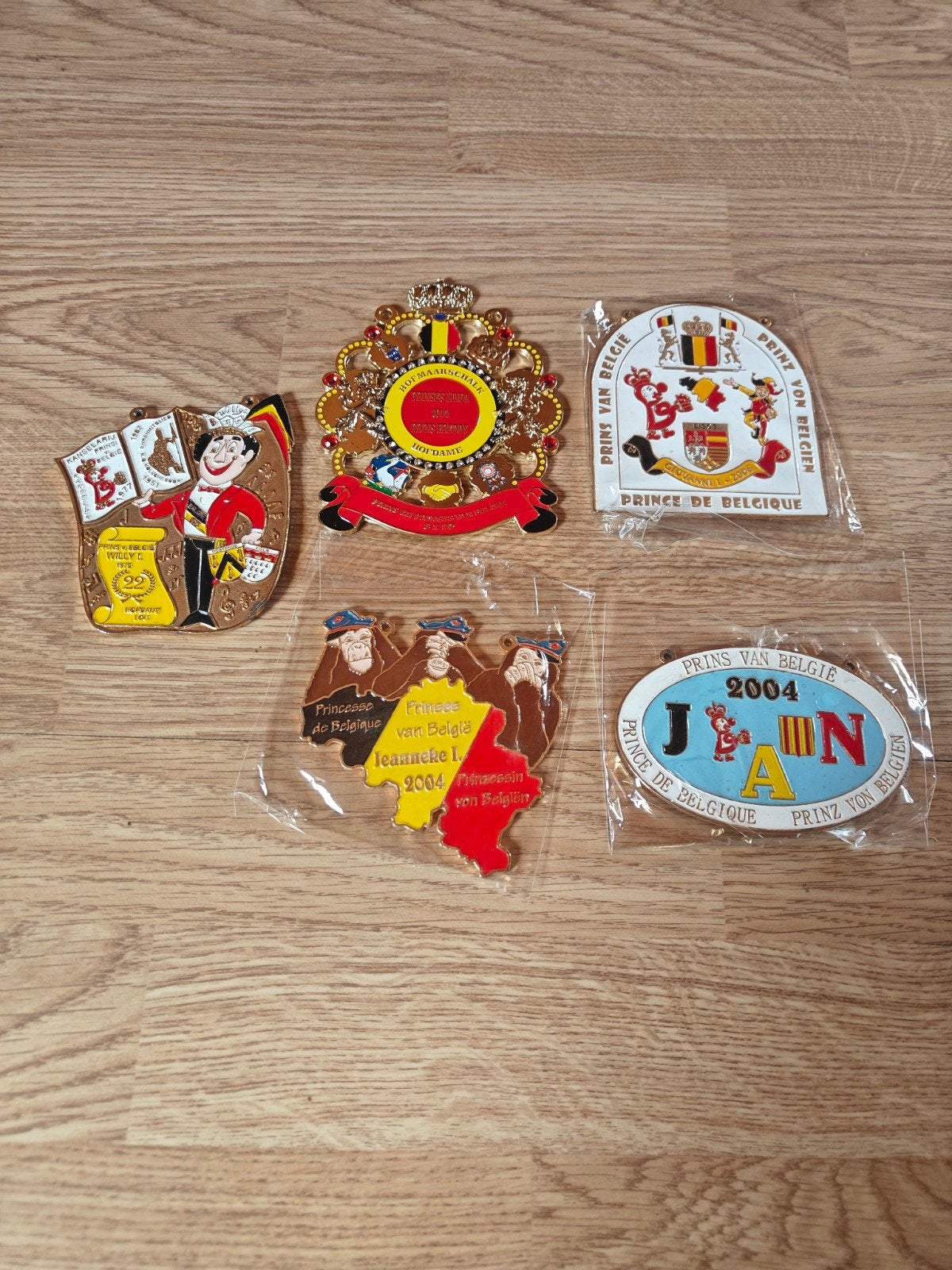 carnaval medailles prinsen België, Enlèvement ou Envoi