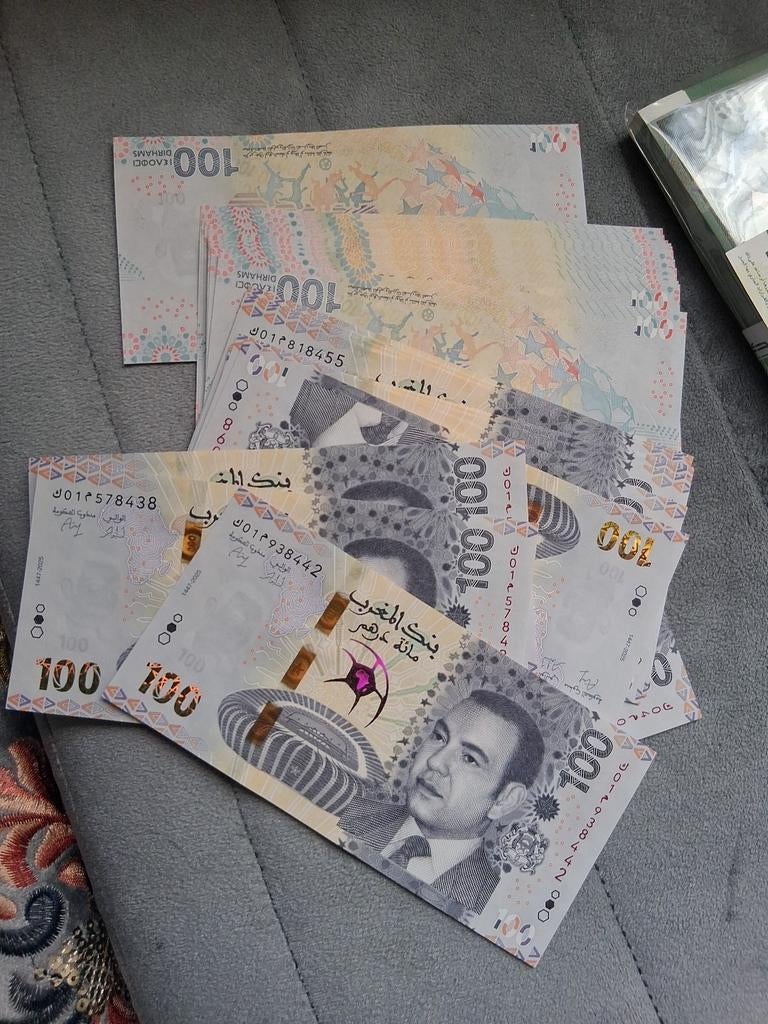 J’ai 130 billets de 100dh, Enlèvement ou Envoi