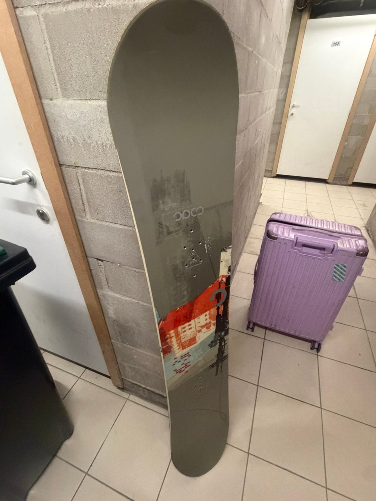 COMPLETE SNOWBOARDSET – APO – ALLES INBEGREPEN, Enlèvement ou Envoi, Comme neuf, Planche