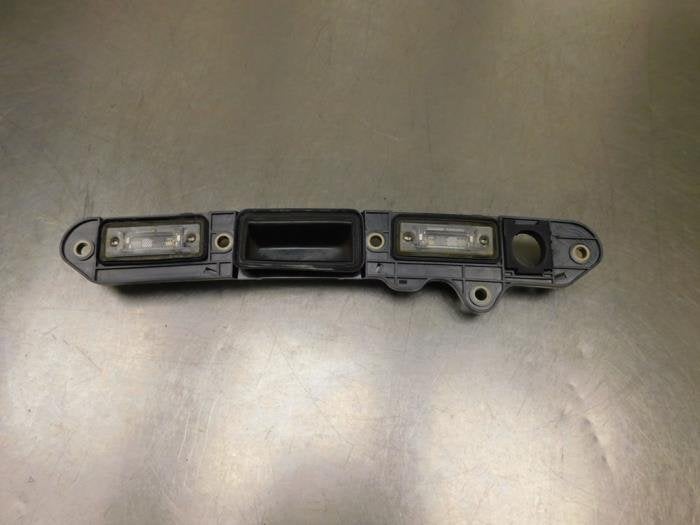 Poignée hayon d'un Volkswagen Jetta, Volkswagen, -, 3 mois de garantie, Utilisé