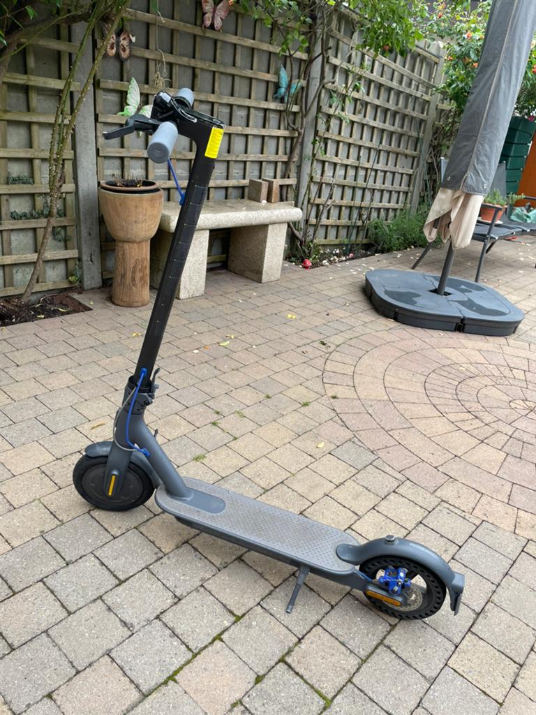 Xiaomi mi scooter 3, Fietsen en Brommers, Steps, Ophalen of Verzenden, Gebruikt, Elektrische step (E-scooter)