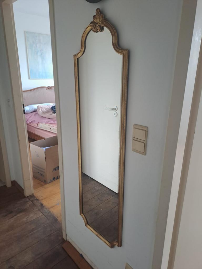 Miroir, Antiquités & Art, Enlèvement