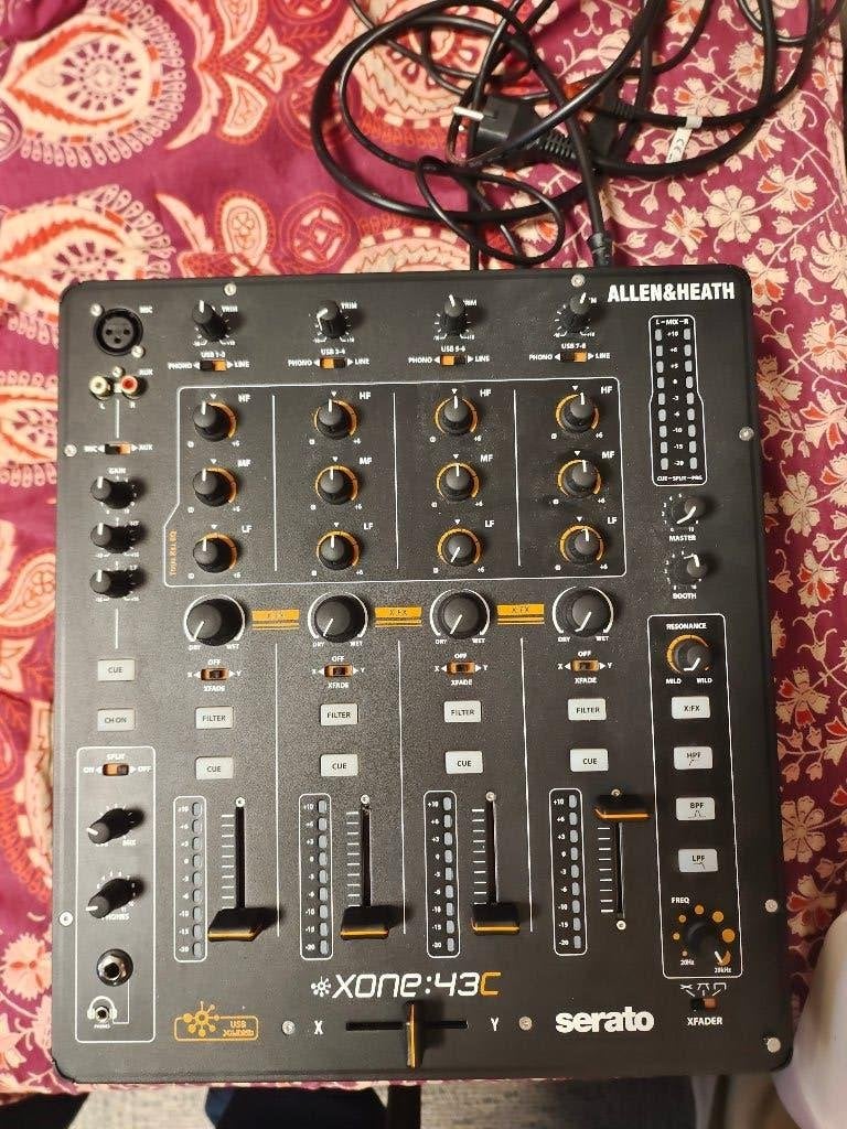 Allen & Heath Zone 43C, Ophalen, Gebruikt, 5 tot 10 kanalen, Microfooningang