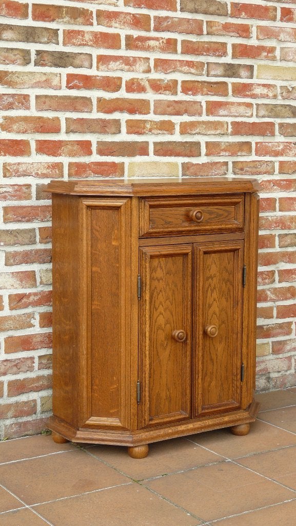 Twee-deurs kastje met lade en 2 legplanken, Ophalen, Zo goed als nieuw, Met lade(s)