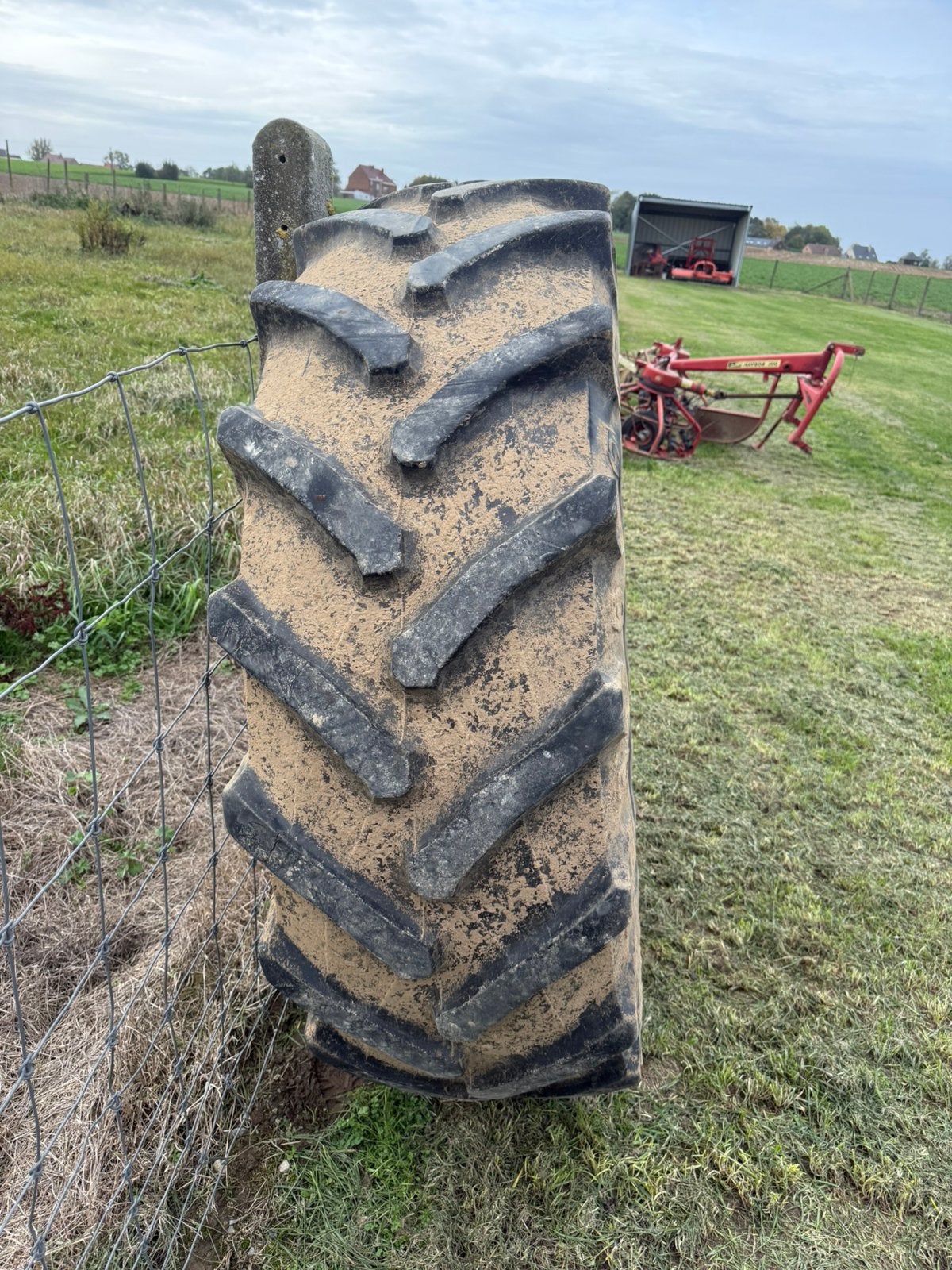 480/70r34 Pirelli banden, Zakelijke goederen, Overige merken, Gebruikt, 2500 tot 5000, 120 tot 160 Pk
