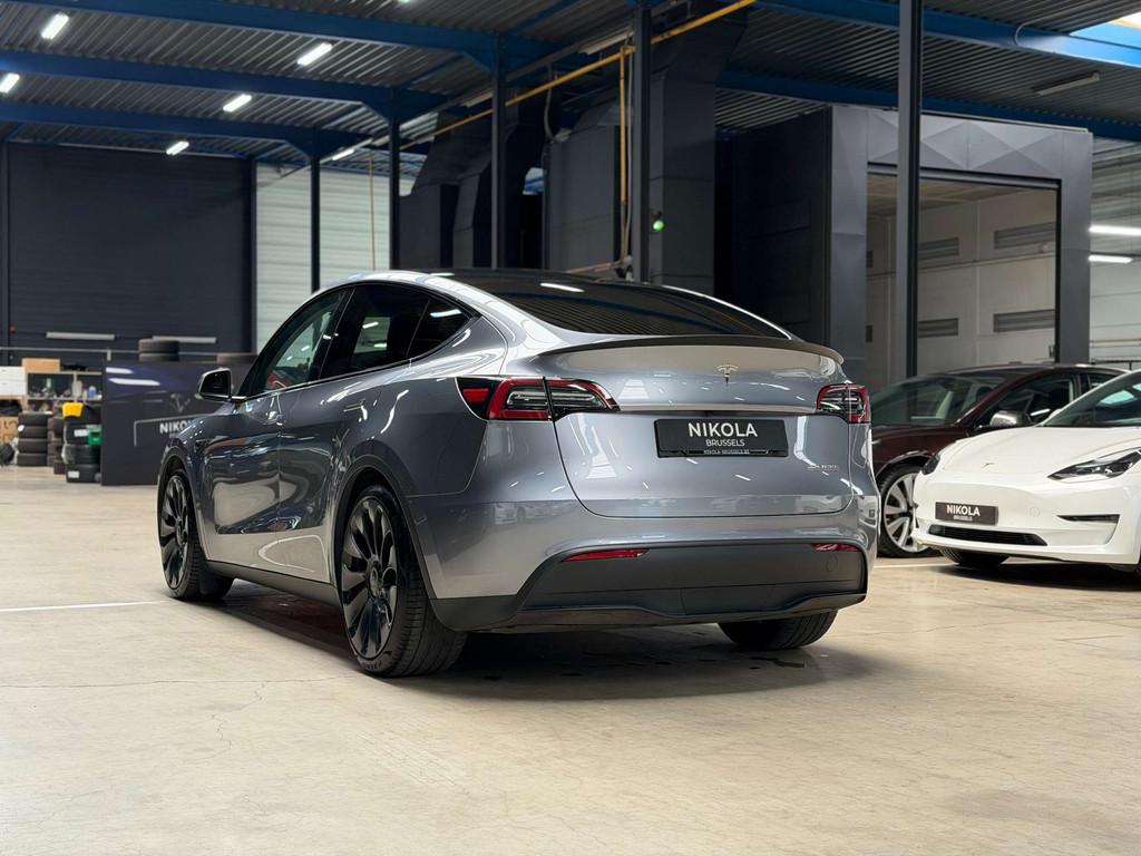 Tesla Model Y PERFORMANCE - AWD - HIGHWAY AUTOPILOT, Autos, Tesla, Argent ou Gris, 5 portes, 5 places, Automatique