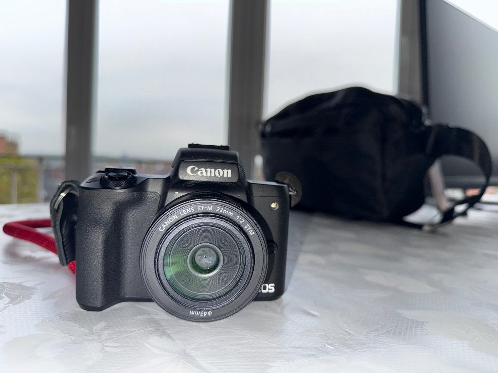 Canon M50 Mark II, Sans zoom optique, Pare-soleil, Canon, Utilisé