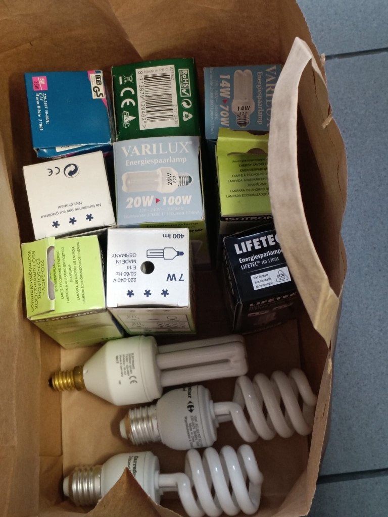 Spaarlampen, nieuw en gebruikt, Huis en Inrichting, Ophalen, Overige lichtkleuren, Overige fittingen, Overige merken