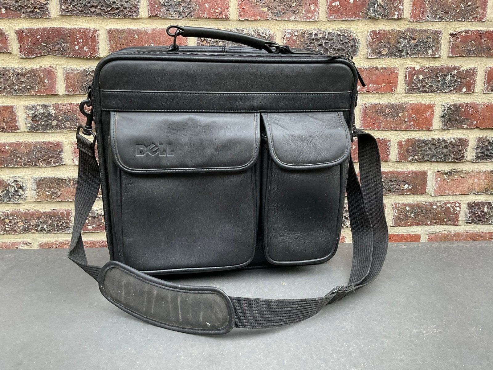 Leren Dell Laptop Aktetas/ Business Bag - Veel Vakken & Etui, Ophalen, Zo goed als nieuw, Handvat, Aktetas
