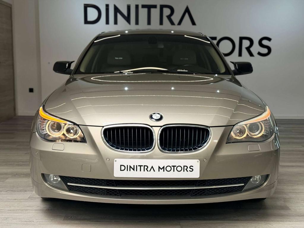 BMW 520 Facelift - Navi/Cruise/Harman Kardon/*REEDS GEKEURD!, Automaat, Beige, 120 kW, Bedrijf