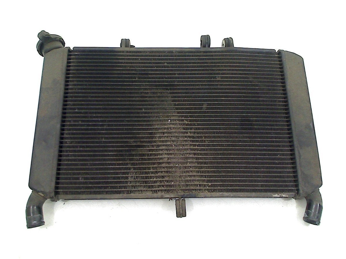 RADIATEUR EAU Yamaha MT 09 2014-2017 (01-2014/12-2017), Motos, Dhr. S. di Majo, Utilisé, Info@cama-motorparts.nl, P.J. Troelstraweg 8 8
3144 CX  MAASSLUIS, NL