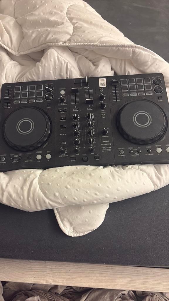 DDJ-FLX4, Muziek en Instrumenten, Dj-sets en Draaitafels, Ophalen, Zo goed als nieuw