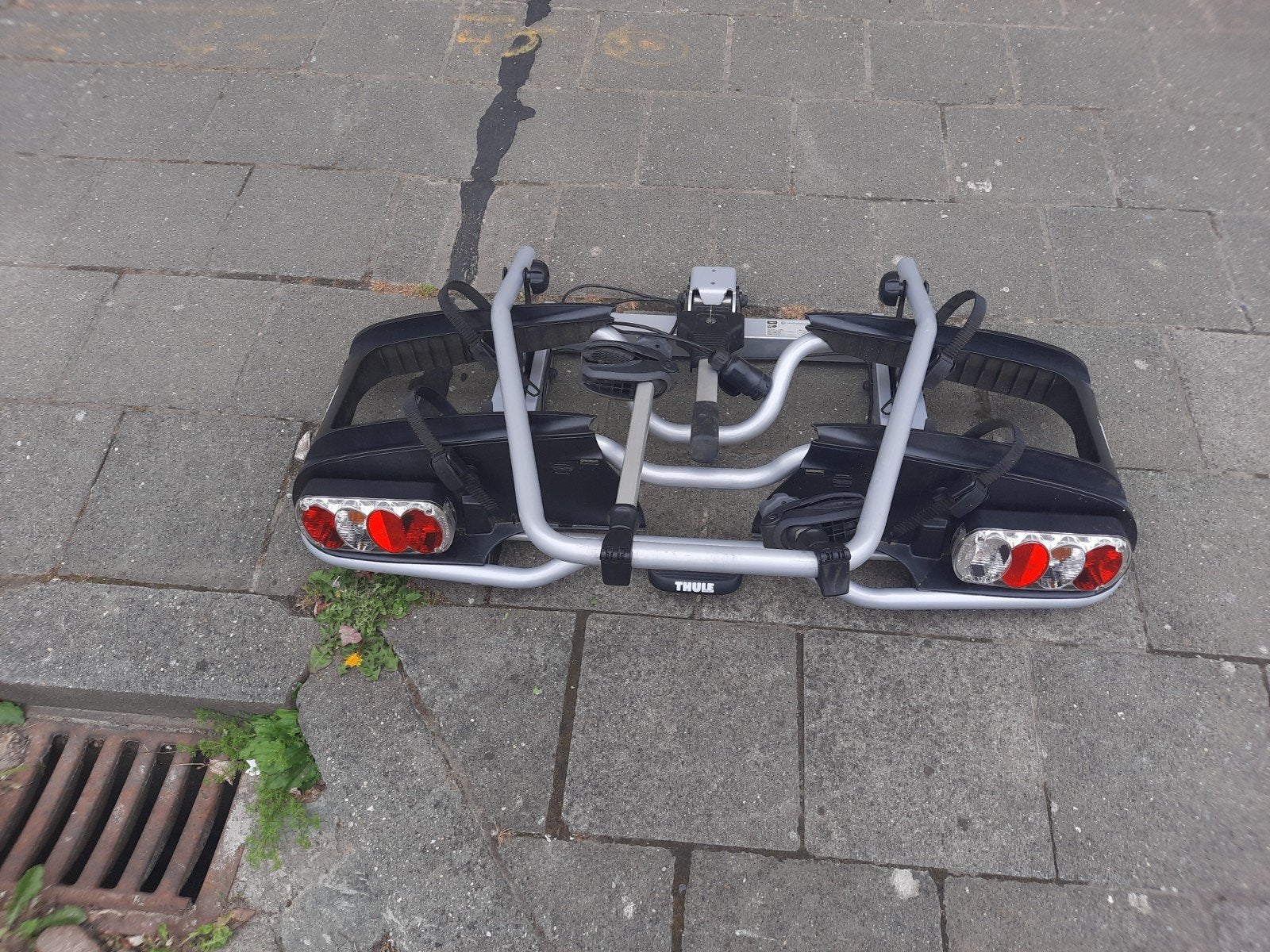 Porte vélo thule 60 kg pour deux vélos électriques ., Autos : Divers, Porte-vélos