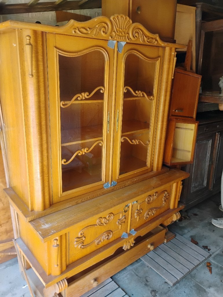Vitrine, style Louis XV, Maison & Meubles, Armoires | Vitrines, 150 à 200 cm, Utilisé, Avec tablette(s), 50 à 75 cm