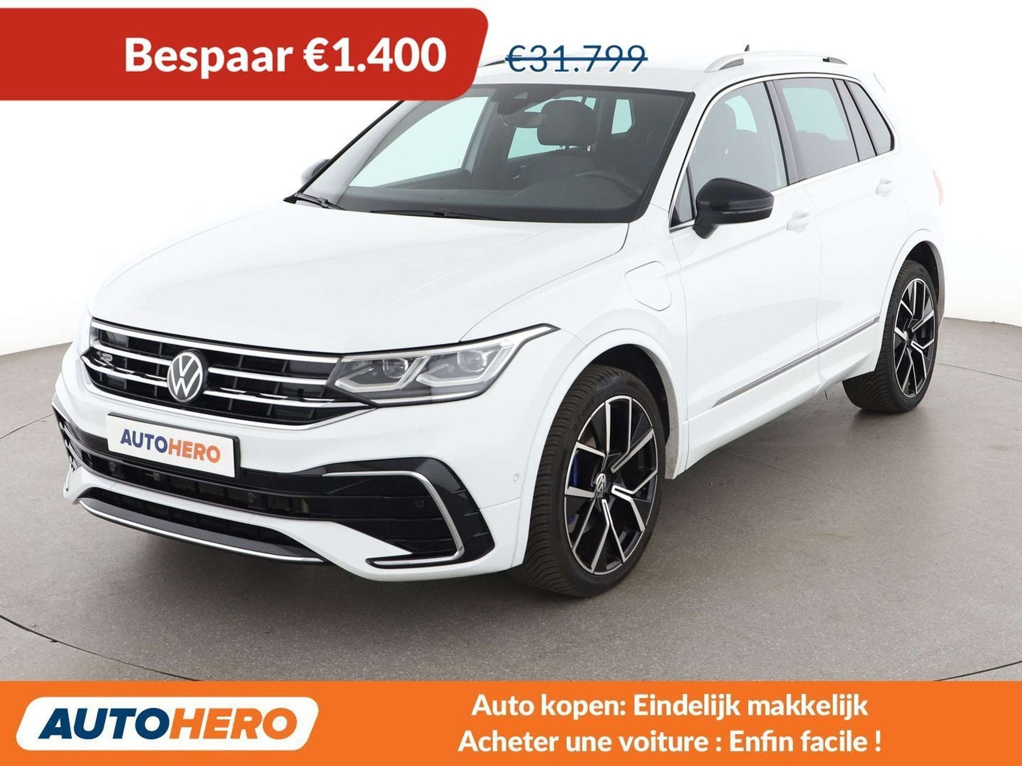 Volkswagen Tiguan 1.4 eHybrid R-Line (bj 2023, automaat), Auto's, 245 pk, Gebruikt, 34 g/km, Wit