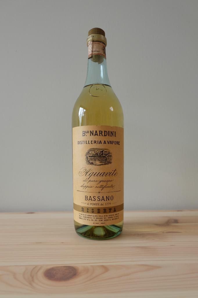 Nieuwe prijs - Vintage Nardini Riserva 70's, Collections, Vins, Neuf, Enlèvement ou Envoi, Pleine, Autres types