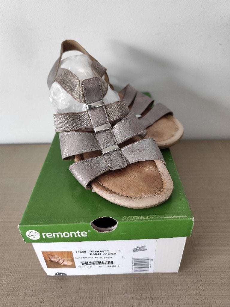 Chaussures Remonte, taille 38, Gris, Enlèvement ou Envoi, Remonte, Porté