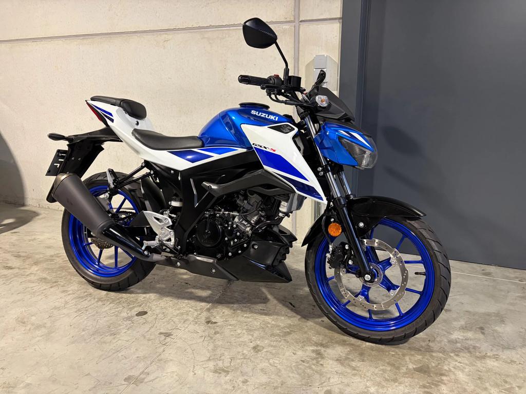 Suzuki GSX-S 125 in zeer mooie staat met handige tanktas, Motoren, Bedrijf, 125 cc, Overig, 11 kW of minder