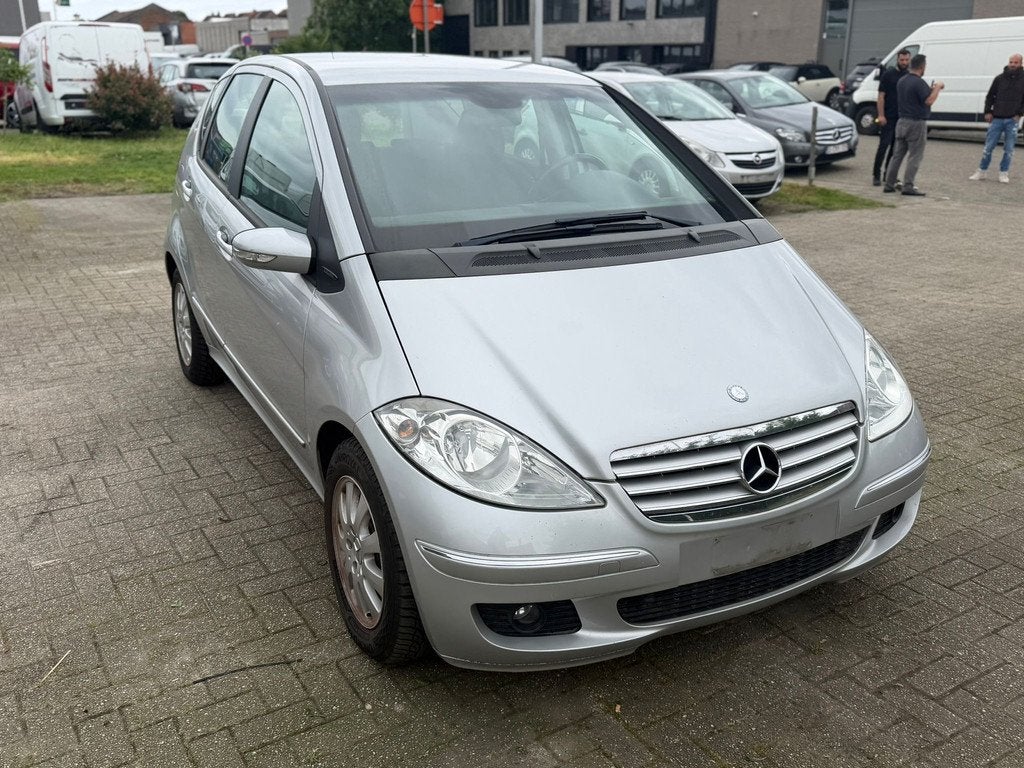 Mercedes-Benz, Autos, Entreprise, https://public.car-pass.be/vhr/84cbd165-122c-4705-a4e3-4bf0a19bcf42, Boîte manuelle, Noir