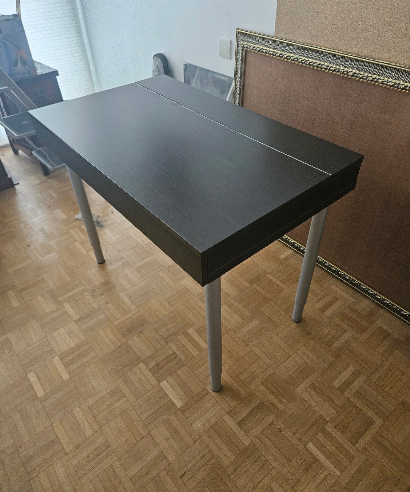 Bureau IKEA VIKA VEJNE – plateau relevable – 109  60 cm, 109 cm, IKEA, Bois, 60 cm