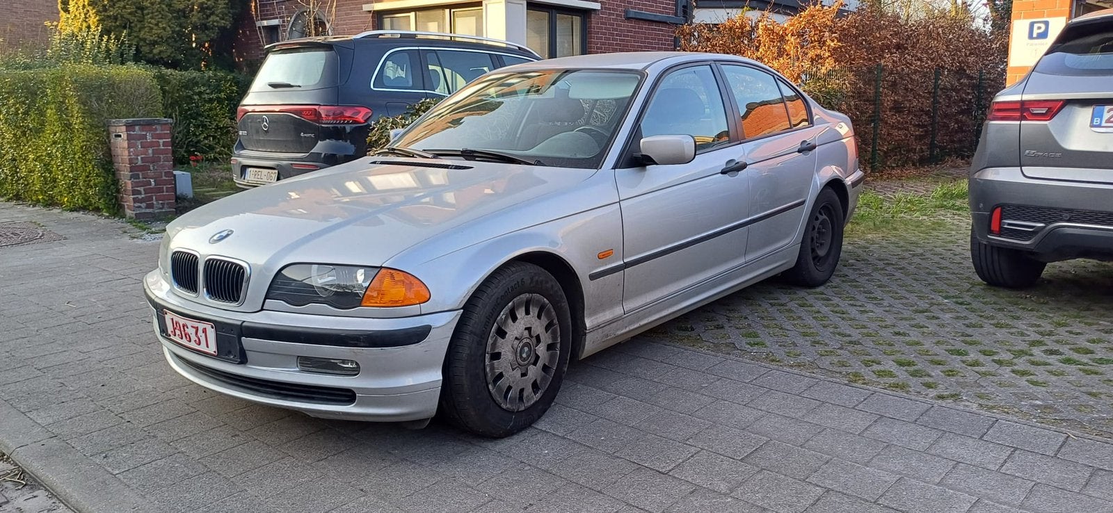 BMW E46 318i - 1ste eigenaar 100.000 km - dealer onderhouden, Autos, Achat, Automatique, Particulier, Essence